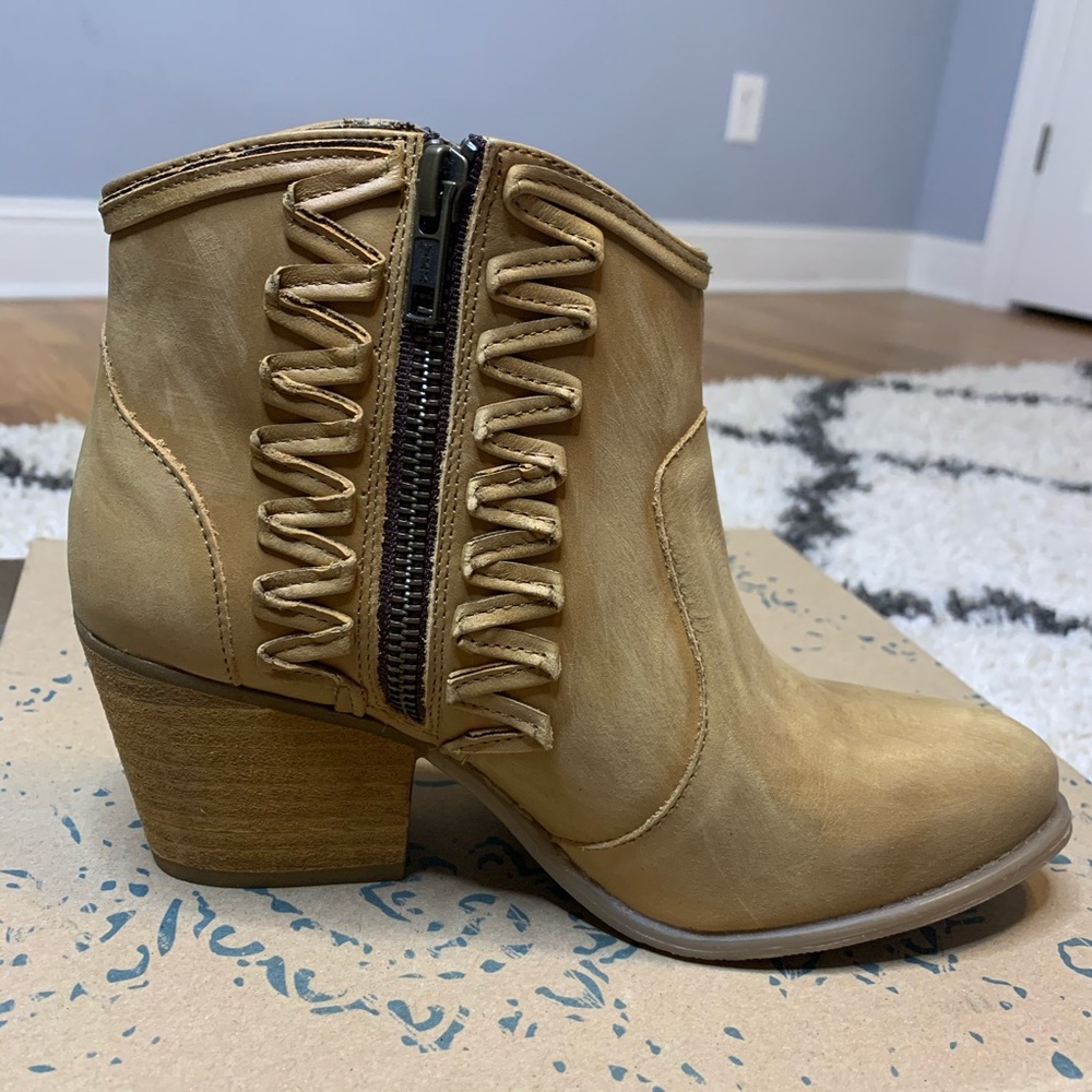 Musse & cloud booties - Picture 3 of 8